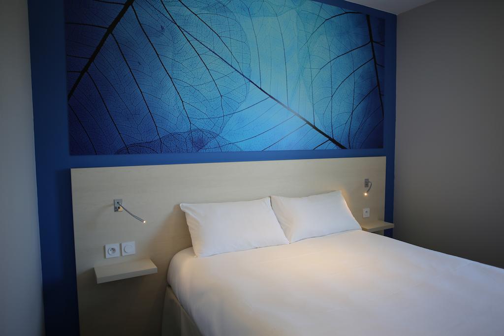 Ibis Styles Sur Lot Hotel