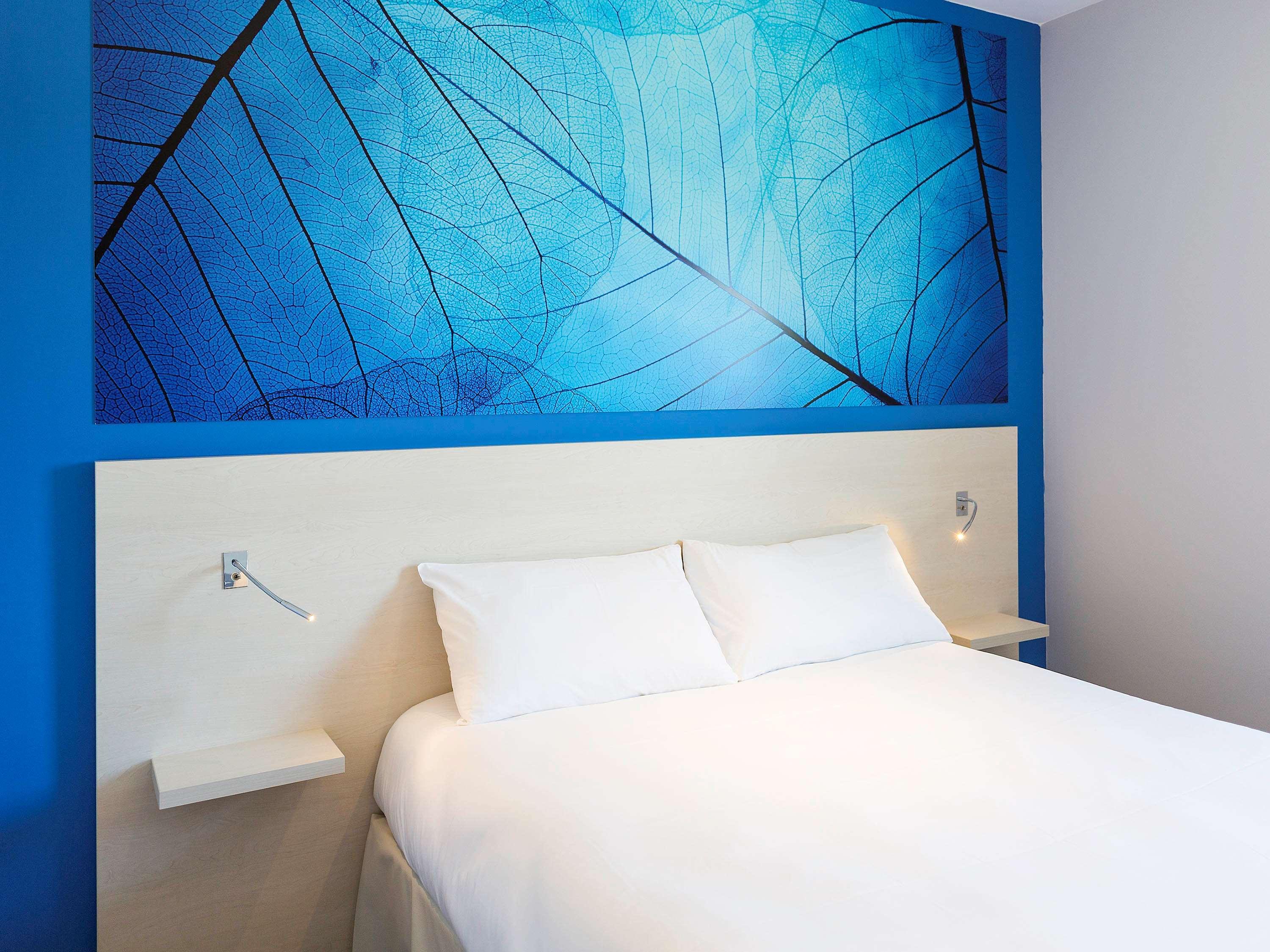 Ibis Styles Sur Lot Hotel 3*
