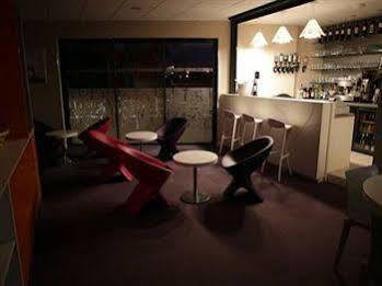 Ibis Styles Sur Lot 3*